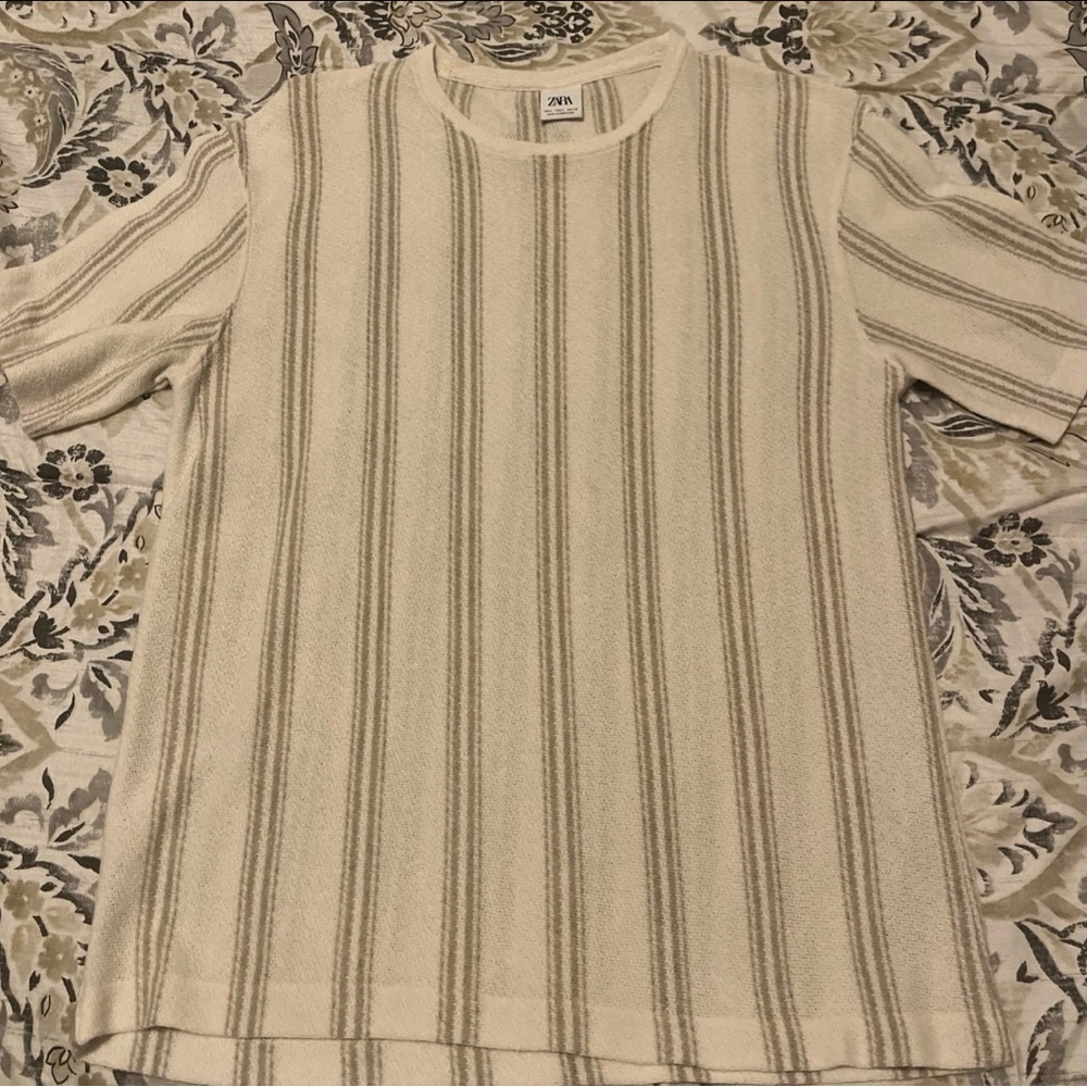Zara Off-White Textured Top